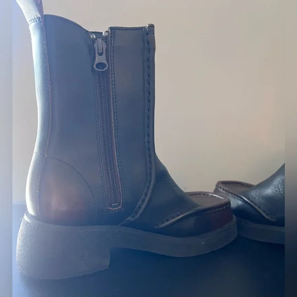 Clarks Effery Block Heel Bootie NWOT Size 6 - Picture 11 of 11